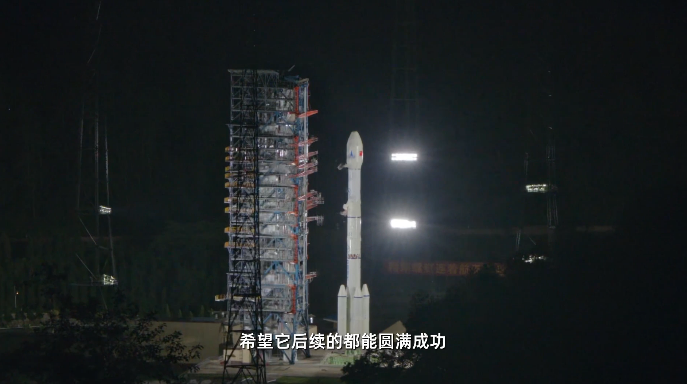 习近平的两会时间丨开局