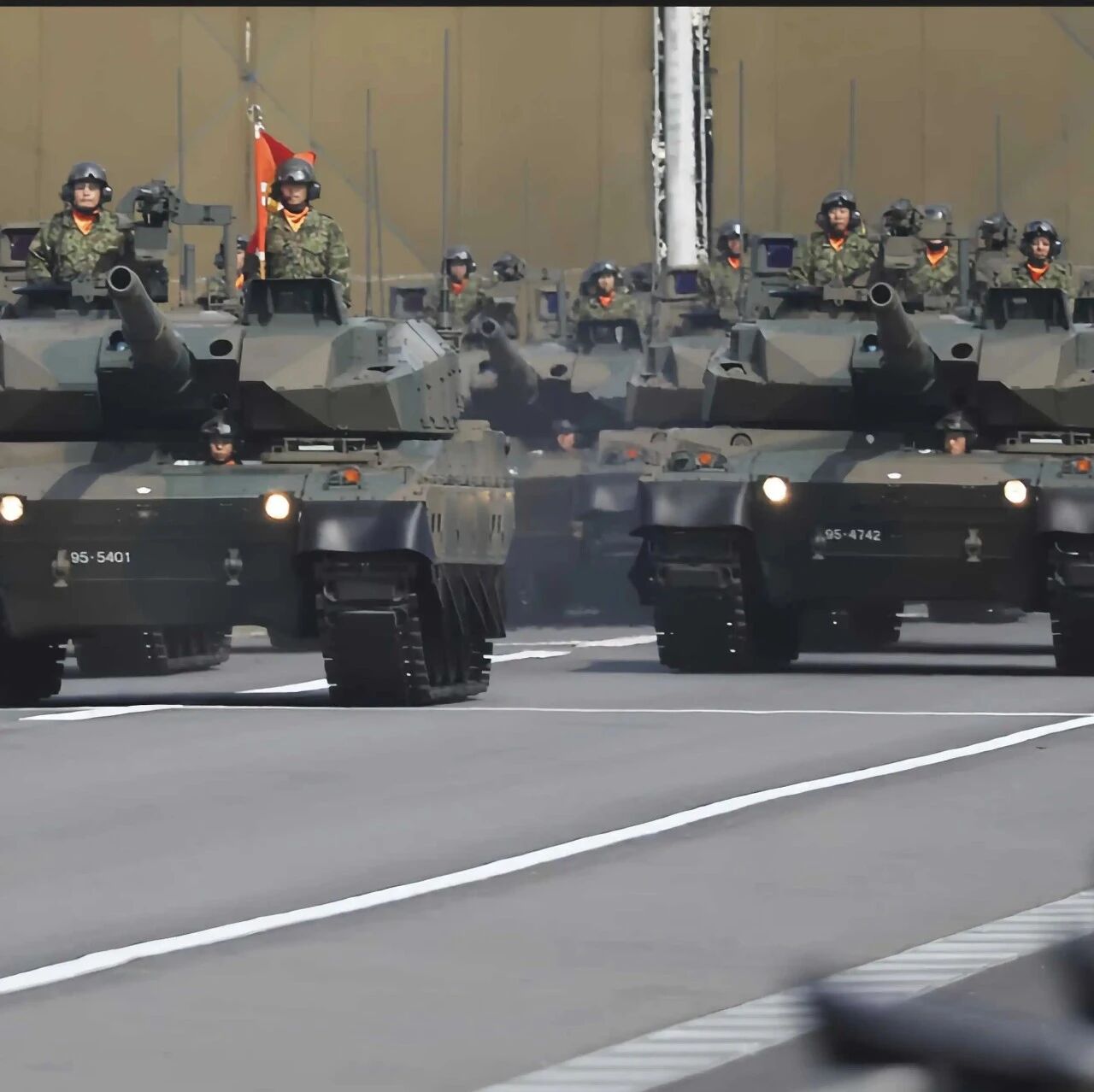 西南诸岛重兵云集，专家：日本自卫队长期觊觎台海