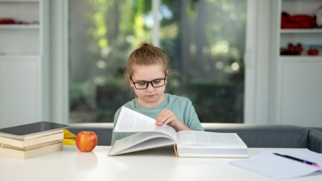 喜马拉雅奇奇学推出全新“牛津阅读树点读套装”