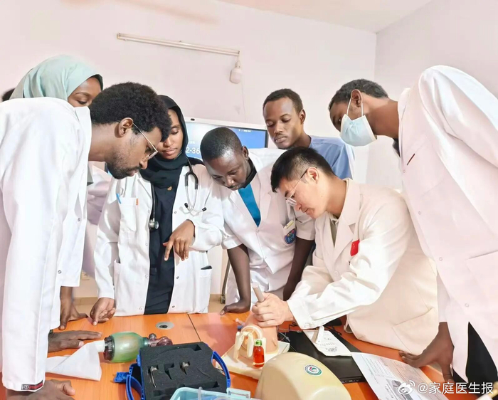 中乍友谊医院成立首支新生儿复苏快速反应小组