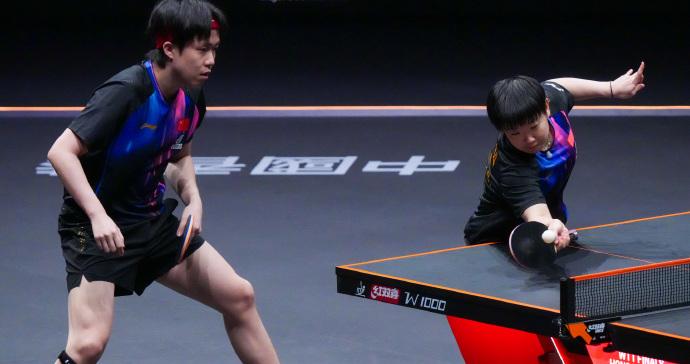 王楚钦/孙颖莎3比0战胜林诗栋/蒯曼