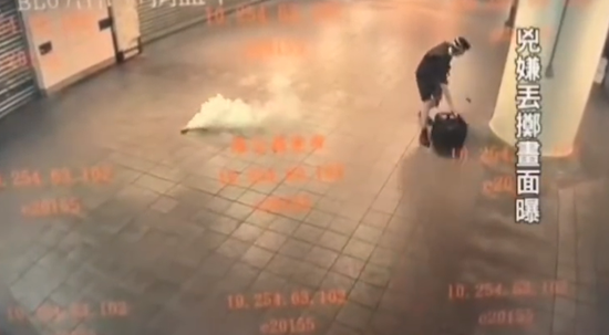 台北车站攻击事件已致4死5伤：一人疑因阻止行凶被刺身亡，27岁行凶者为逃兵通缉犯