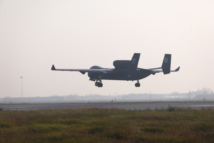 九天无人机首飞成功,将如何引领中国低空经济新纪元?