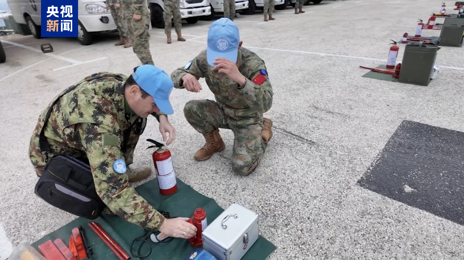 我赴黎维和部队建筑工兵分队、医疗分队通过联合国第一季度装备核查