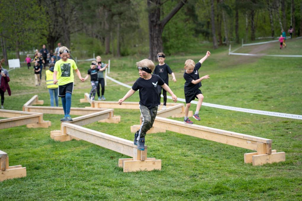 瑞典拟在全国小学和初中课堂禁用手机