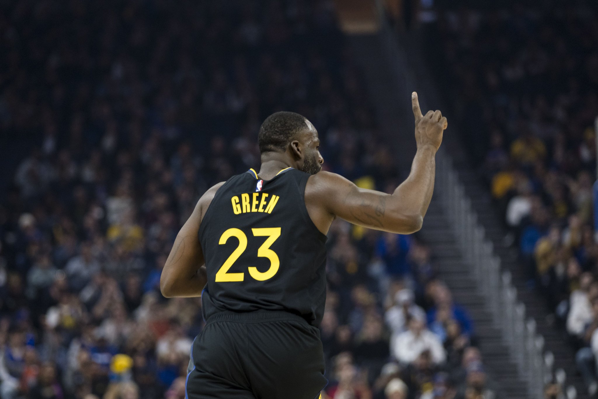 追梦：我让篮球比我来时更好了 我赚钱是为了让下个年轻人也赚钱