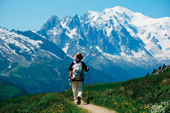 13天花费6万，这届年轻人不吃苦了？