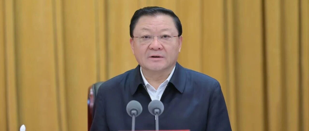 内蒙古自治区党委书记:做到该为的必须为、能为的努力为、不该为的决不为